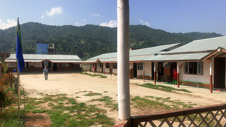 Proyecto de la ONG AMAVIDA para la reconstrucción de la escuela de Nala en Nepal